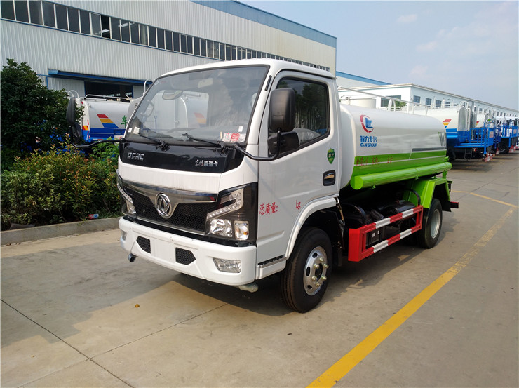 东风3308福瑞卡5吨洒水车（国六锡柴110马力/云内126马力）